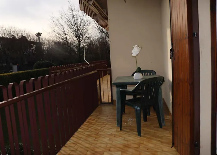 In - Gardasee 21938 * Lazise