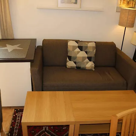Appartamento In Lazise/gardasee 21938 *