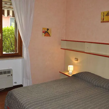 Apartment In Lazise/gardasee 21938